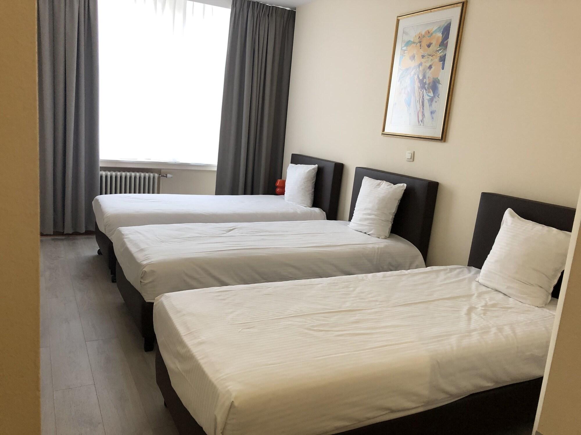 Slina Hotel Brussels Sint-Jans-Molenbeek Exterior photo